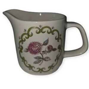 JG studio White Rose creamer
